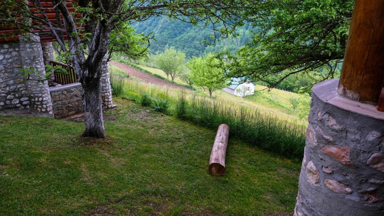 Fern Farm Eco Resort Мойковац Экстерьер фото