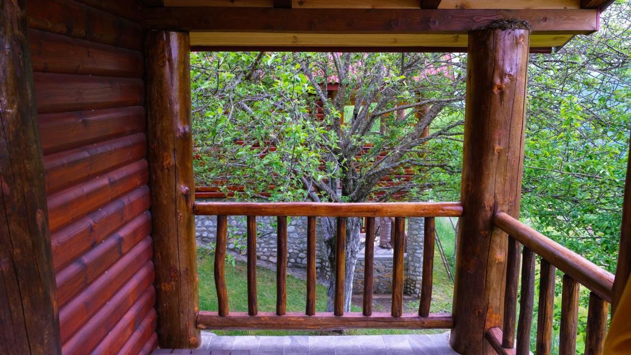 Fern Farm Eco Resort Мойковац Экстерьер фото