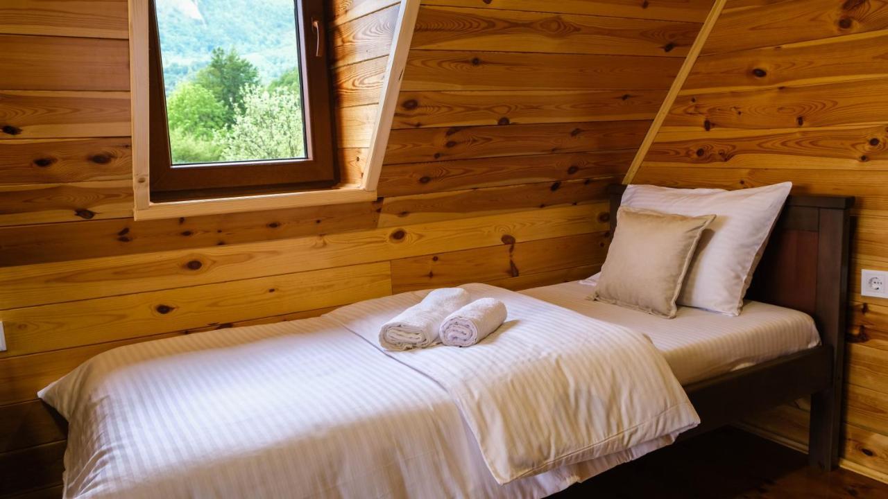 Fern Farm Eco Resort Мойковац Экстерьер фото