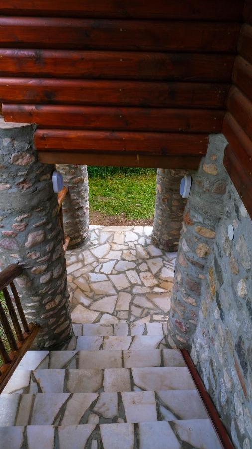 Fern Farm Eco Resort Мойковац Экстерьер фото